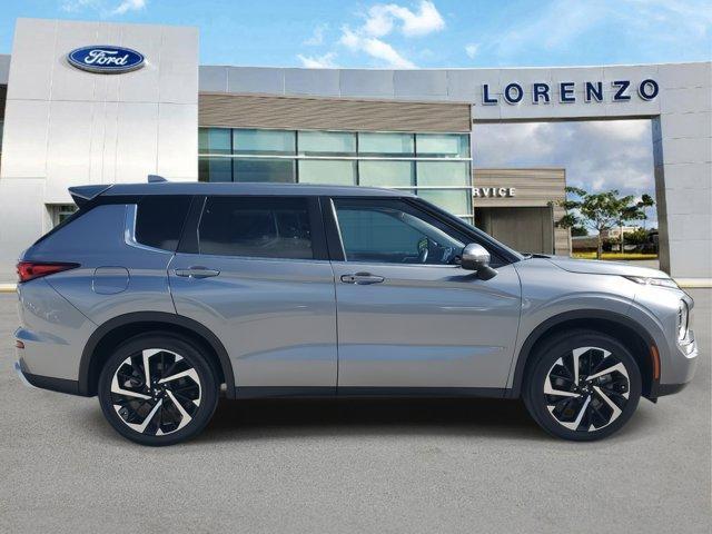 2022 mitsubishi outlander se