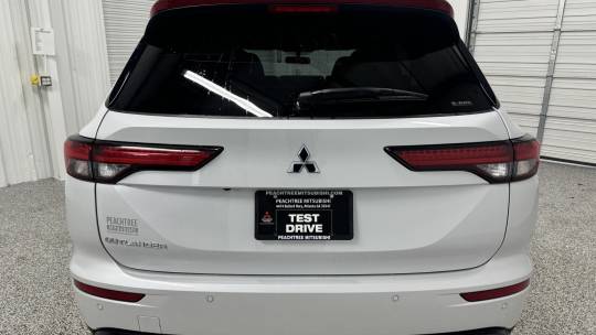2024 Mitsubishi Outlander