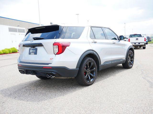 2022 ford explorer st