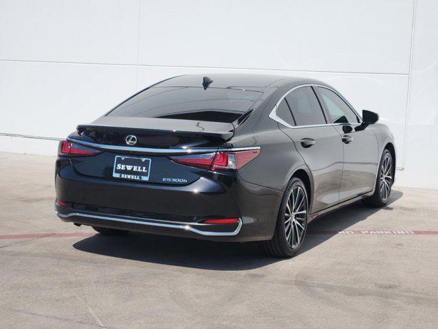 2024 lexus es 300h base