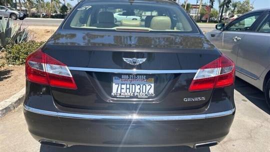 2013 Hyundai Genesis