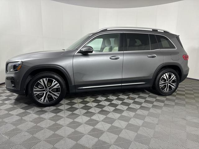 2024 mercedes-benz glb 250 base 4matic