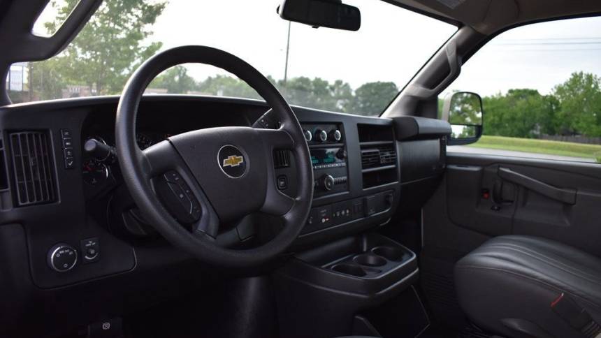 2021 chevrolet express 2500