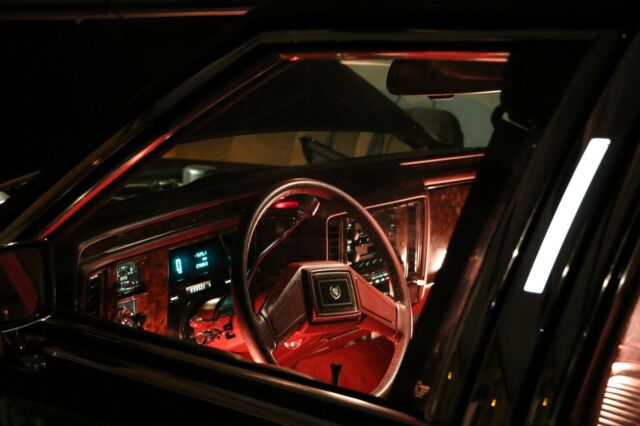 1992 cadillac brougham 5.7 one owner 29k miles! mint! no reserve!