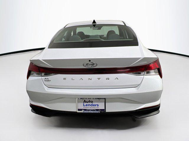 2022 hyundai elantra sel