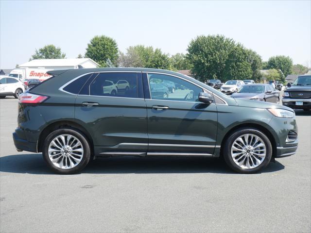 2022 ford edge titanium