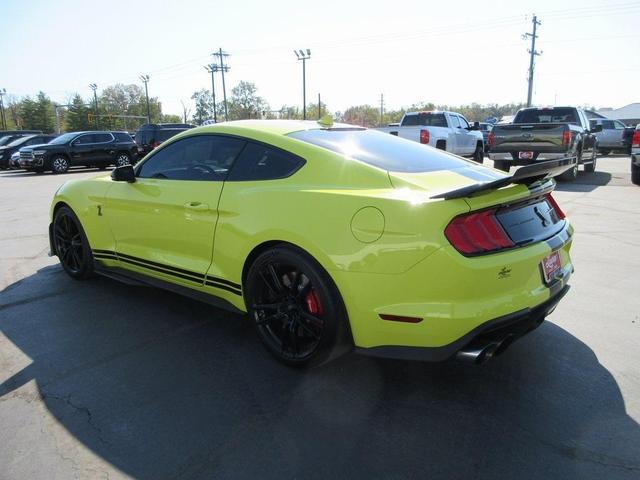 2021 ford shelby gt500 base