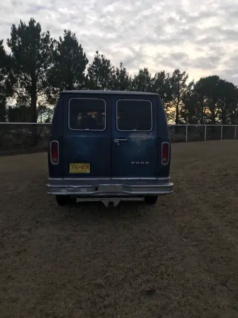 1982 ford e-250 econoline club wagon van blue rwd automatic e250
