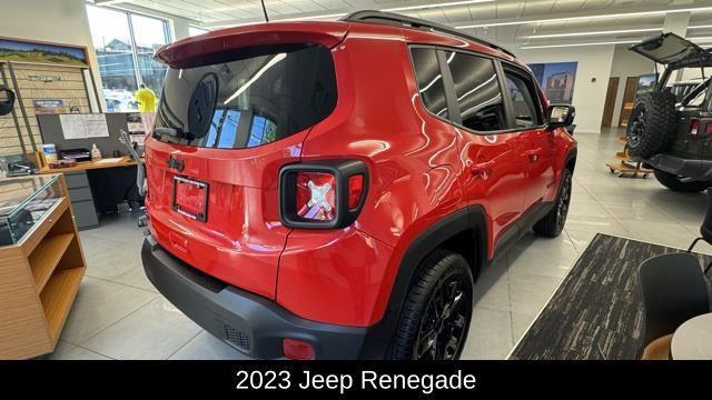 2023 jeep renegade latitude