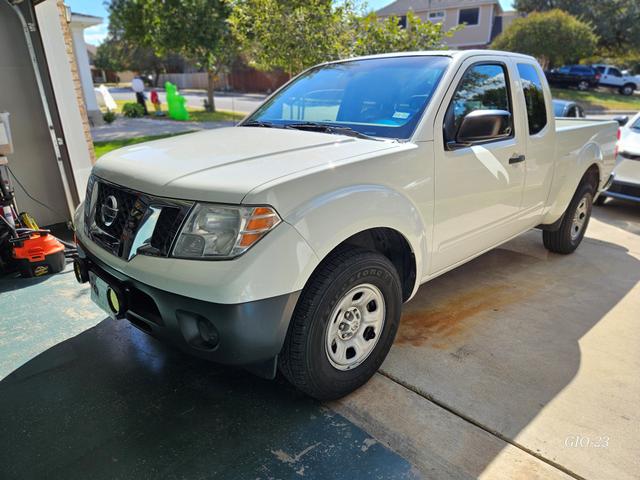 2013 nissan frontier s