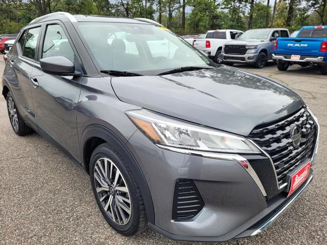 2021 nissan kicks sv
