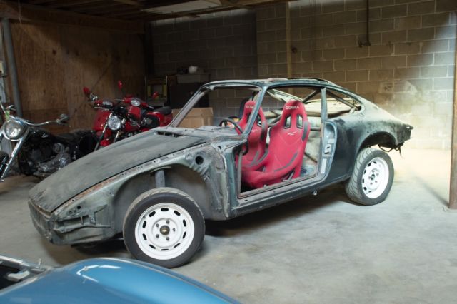 porsche 912 e with roll cage and subaru wrx swap
