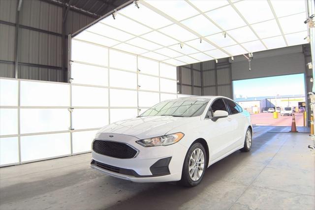 2020 ford fusion se