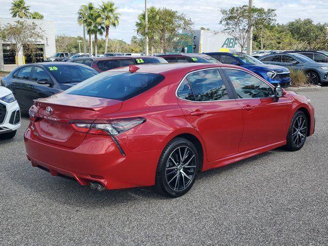2022 toyota camry se