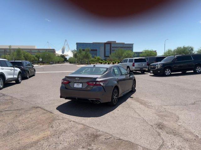 2023 toyota camry se