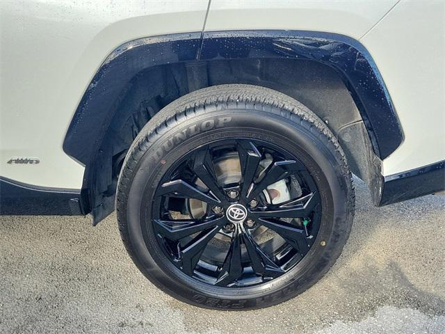 2022 toyota rav4 hybrid se