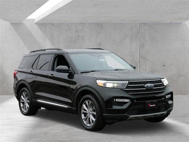2021 ford explorer xlt