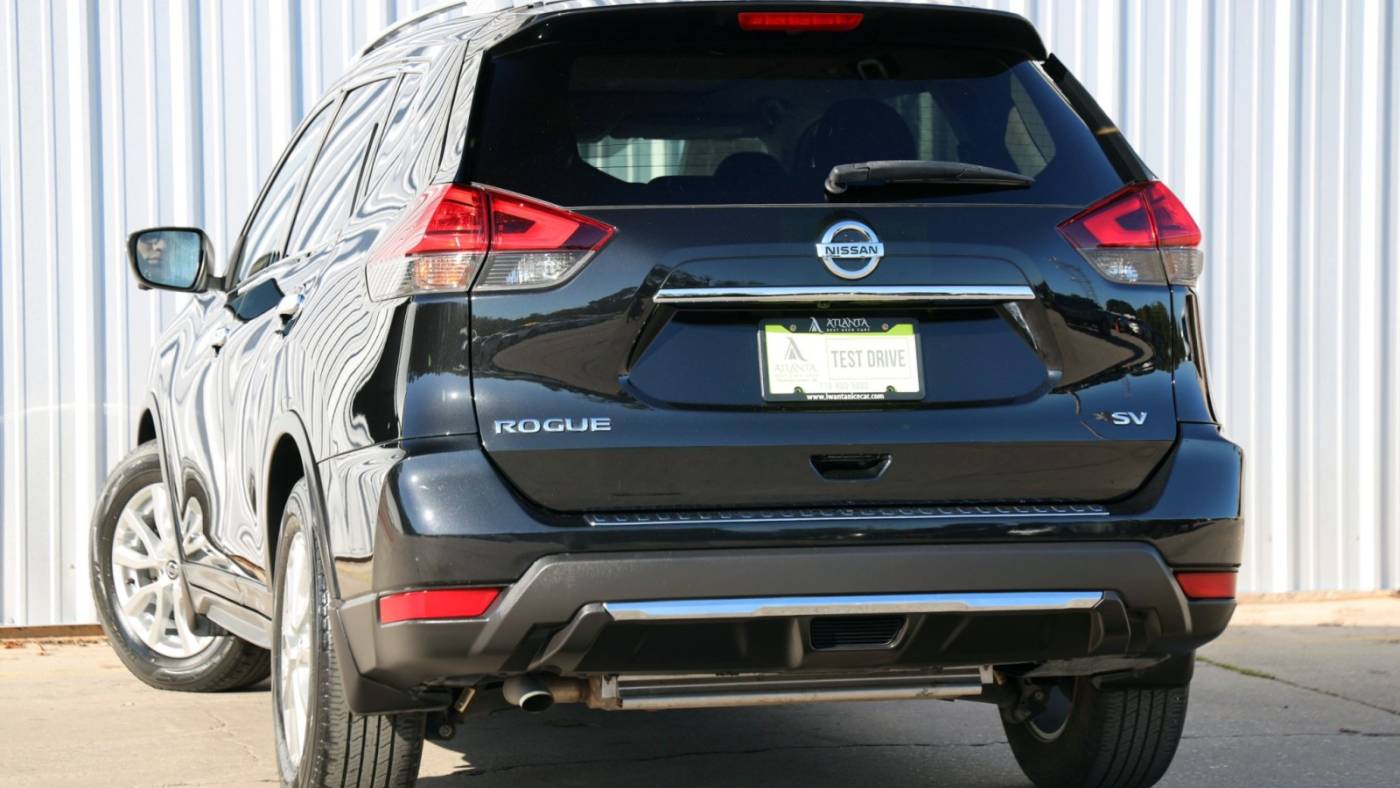2017 nissan rogue sv