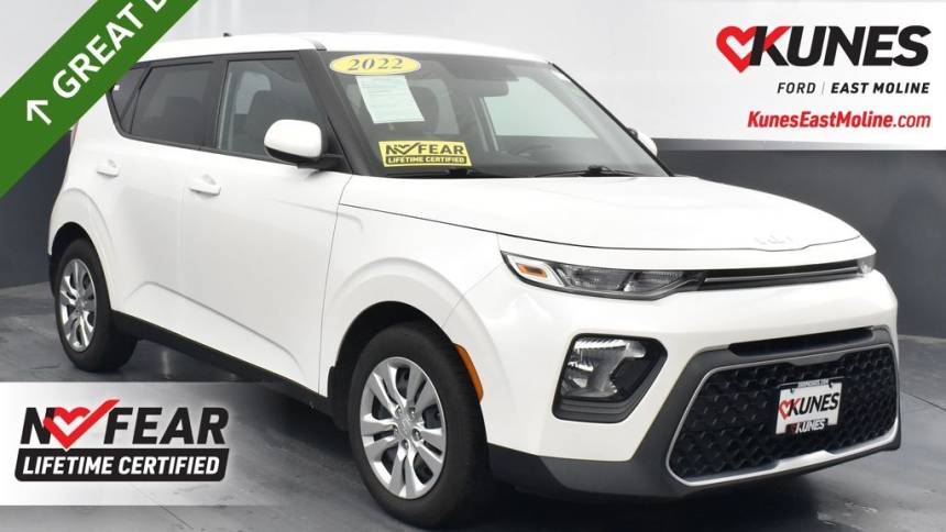 2022 kia soul lx