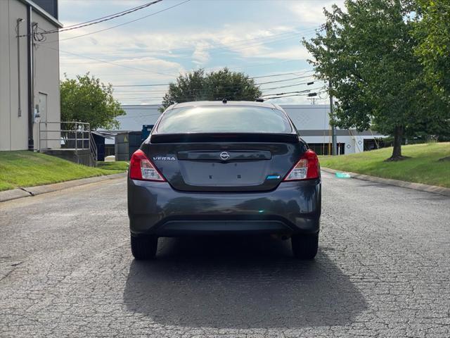 2015 nissan versa 1.6 s+