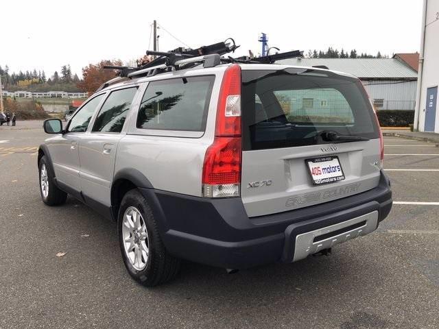 2007 volvo xc70 in cottage lake, washington
