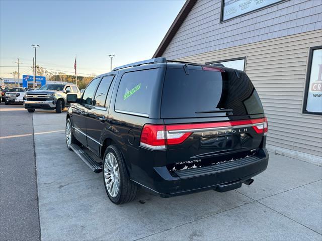 2015 lincoln navigator base