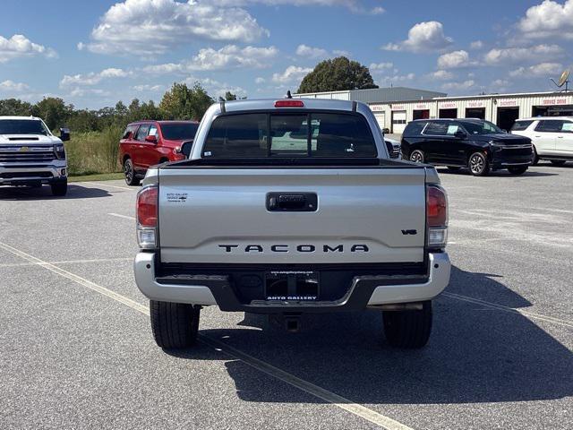 2022 toyota tacoma trd sport