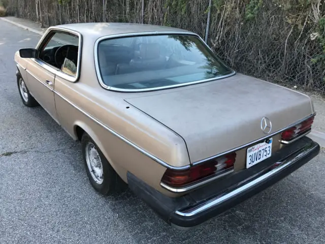 1984 mercedes-benz 300cd, california sunroof car, needs tlc, no reserve