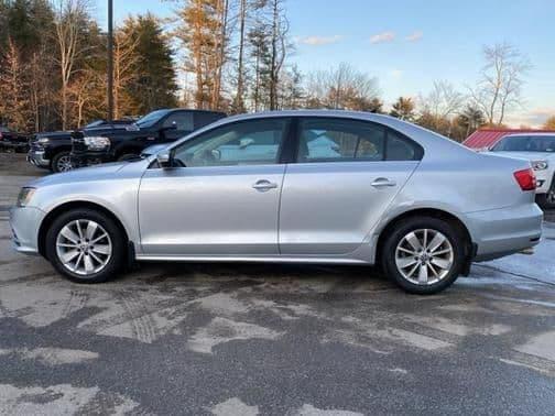 2015 volkswagen jetta auto se w/connectivity in epsom, new hampshire
