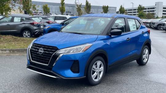 2024 Nissan Kicks s