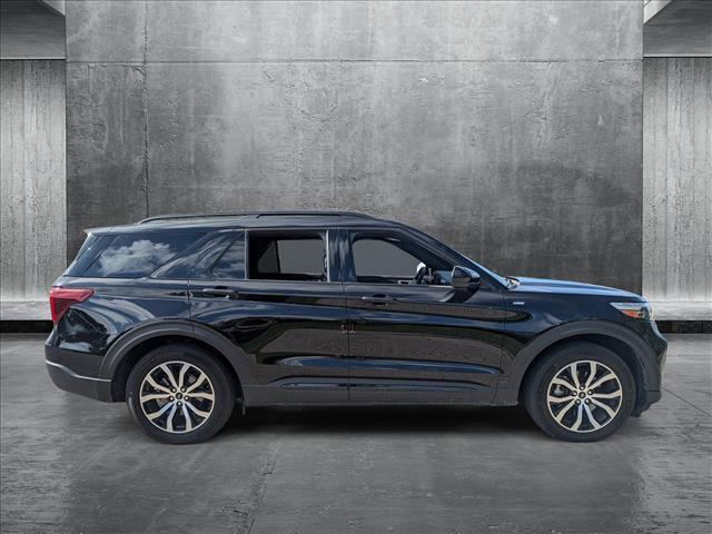 2022 ford explorer st-line