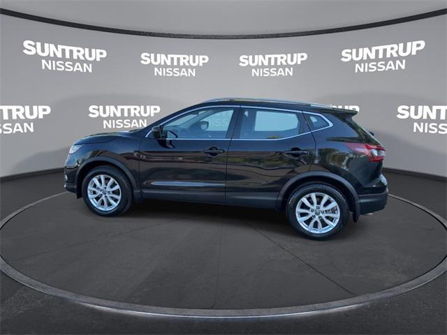 2022 nissan rogue sport sv