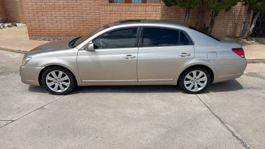 2005 Toyota Avalon