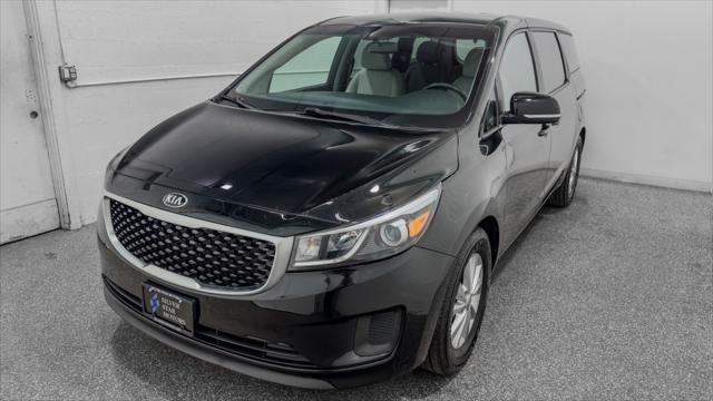 2017 kia sedona lx