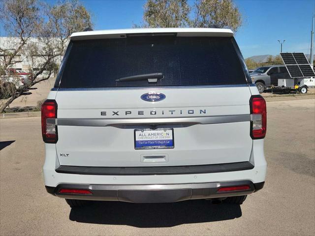 2023 ford expedition xlt