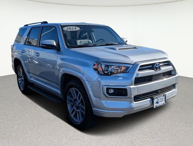 2024 toyota 4runner trd sport
