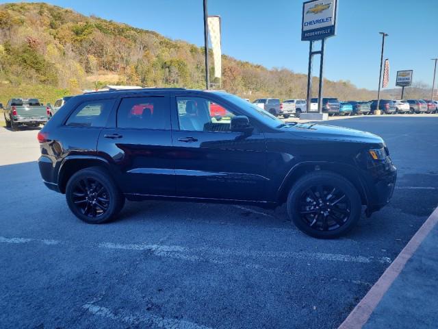2020 jeep grand cherokee altitude
