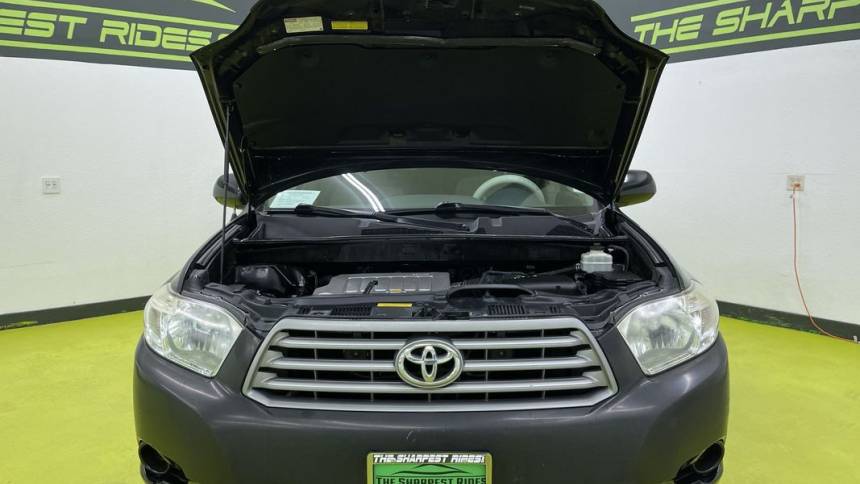 2010 toyota highlander base
