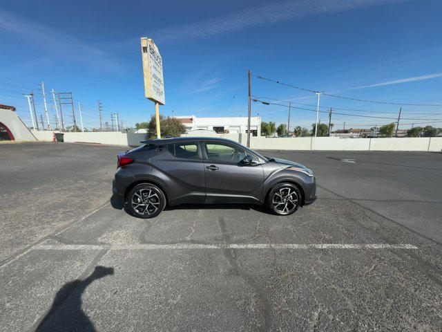 2021 toyota c-hr xle
