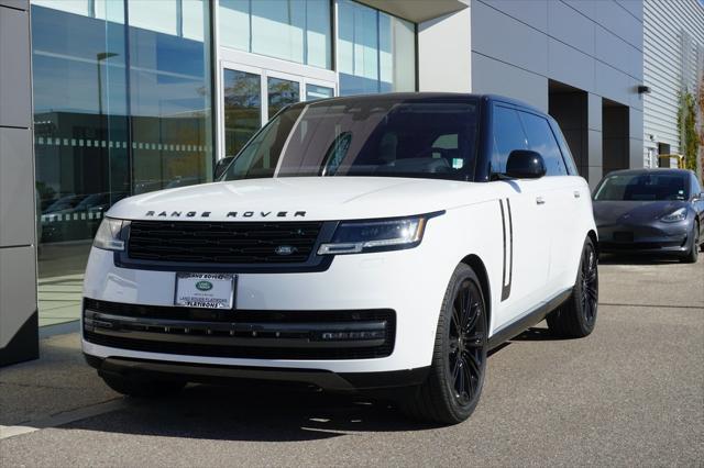 2022 land rover range rover p530 se