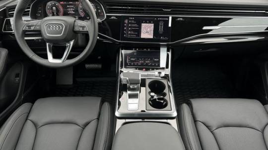 2025 Audi Q8