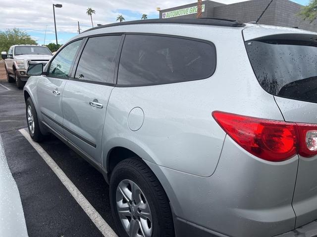 2012 chevrolet traverse ls