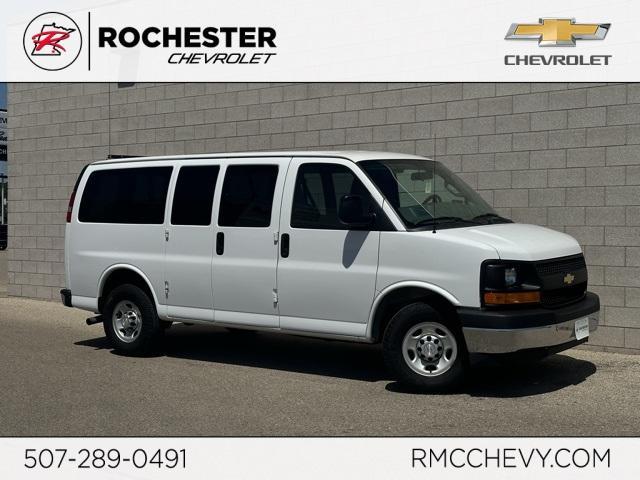 2017 chevrolet express 3500 ls