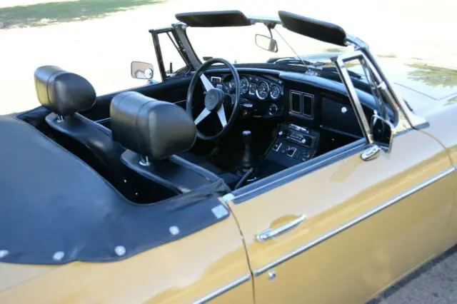 1976 mg mgb roadster low miles w/od