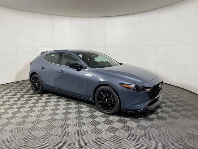 2023 mazda mazda3 awd w/premium package