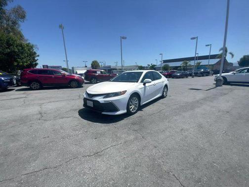 2023 toyota camry
