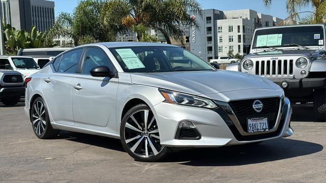 2022 nissan altima sr fwd