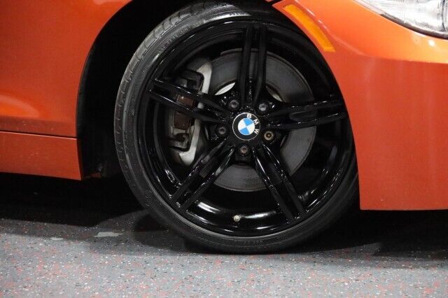 2014 bmw z4 sdrive35is m sport hyper orange pkg 2-owner 34,358 miles serviced