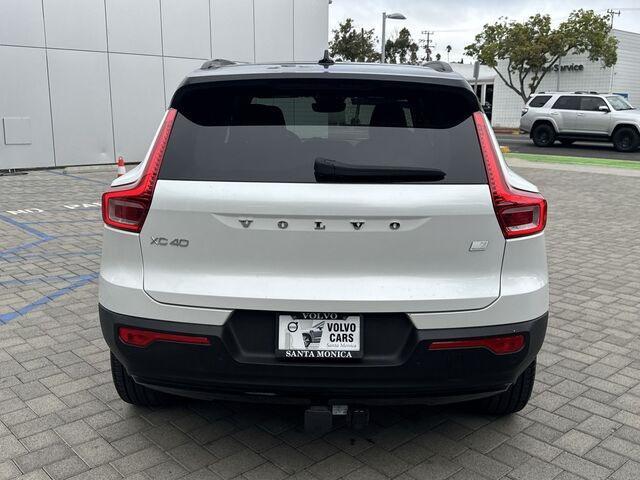 2021 volvo xc40 recharge pure electric p8