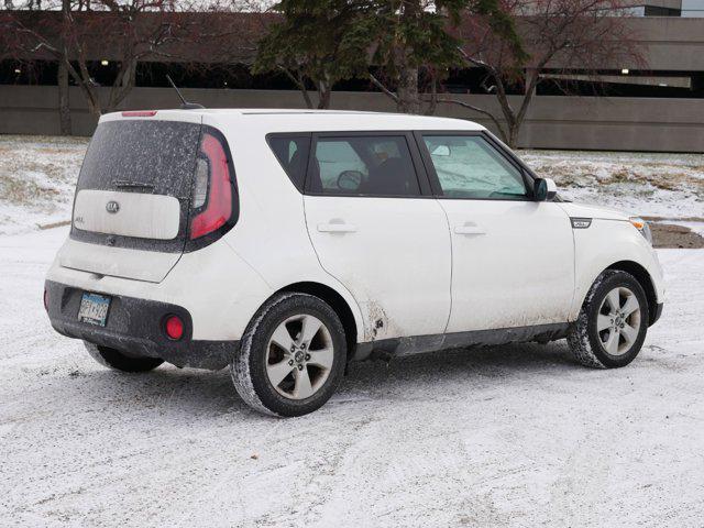 2019 kia soul base